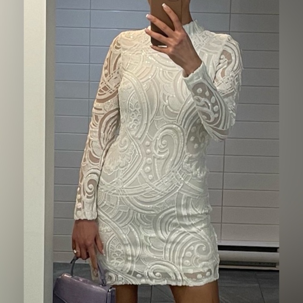 Elegant White Lace Dress